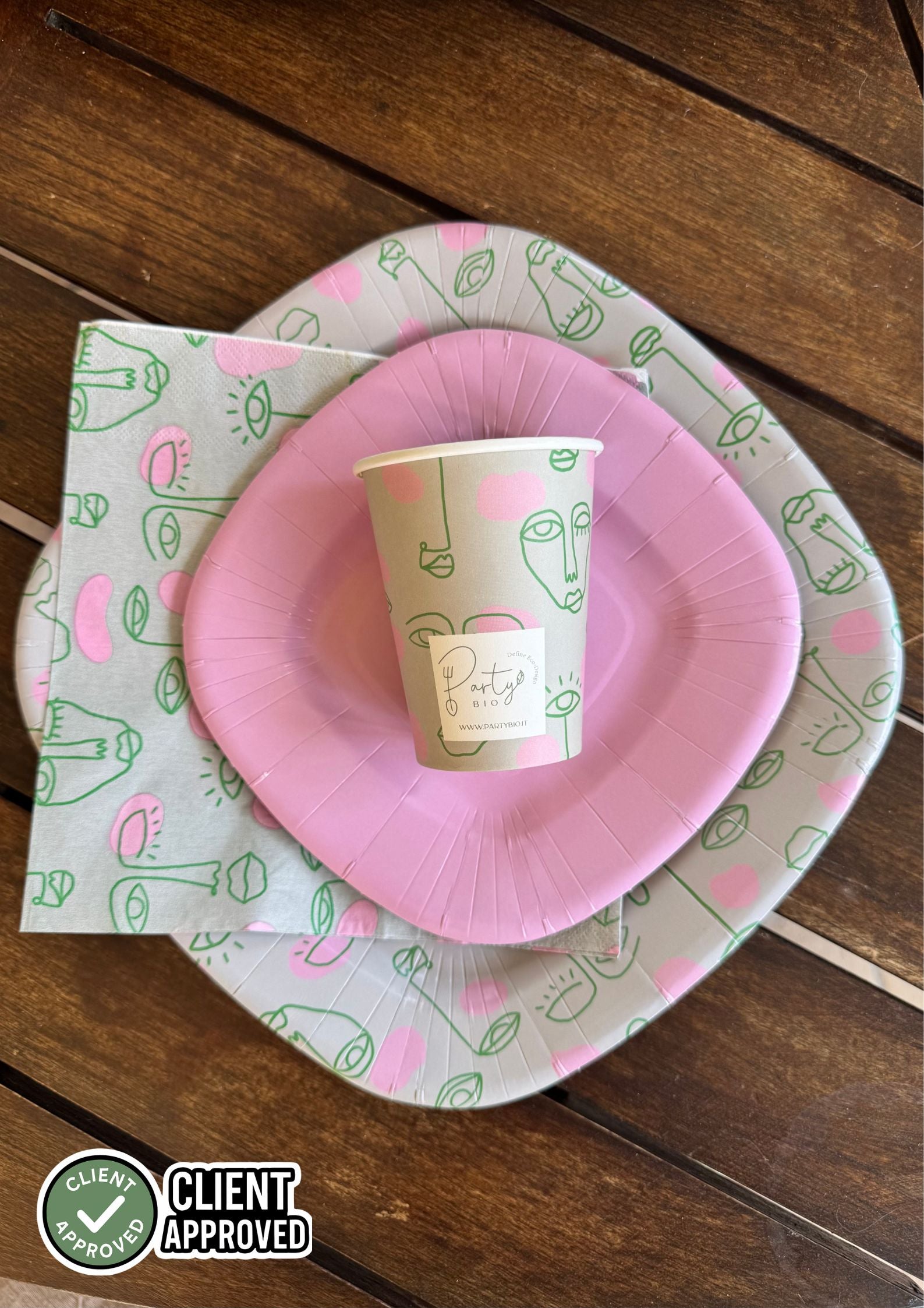 PartyBIO Pop, Set di Stoviglie Monouso biodegradabili per Feste con Piatti Carta, Bicchieri Carta, Tovaglioli.