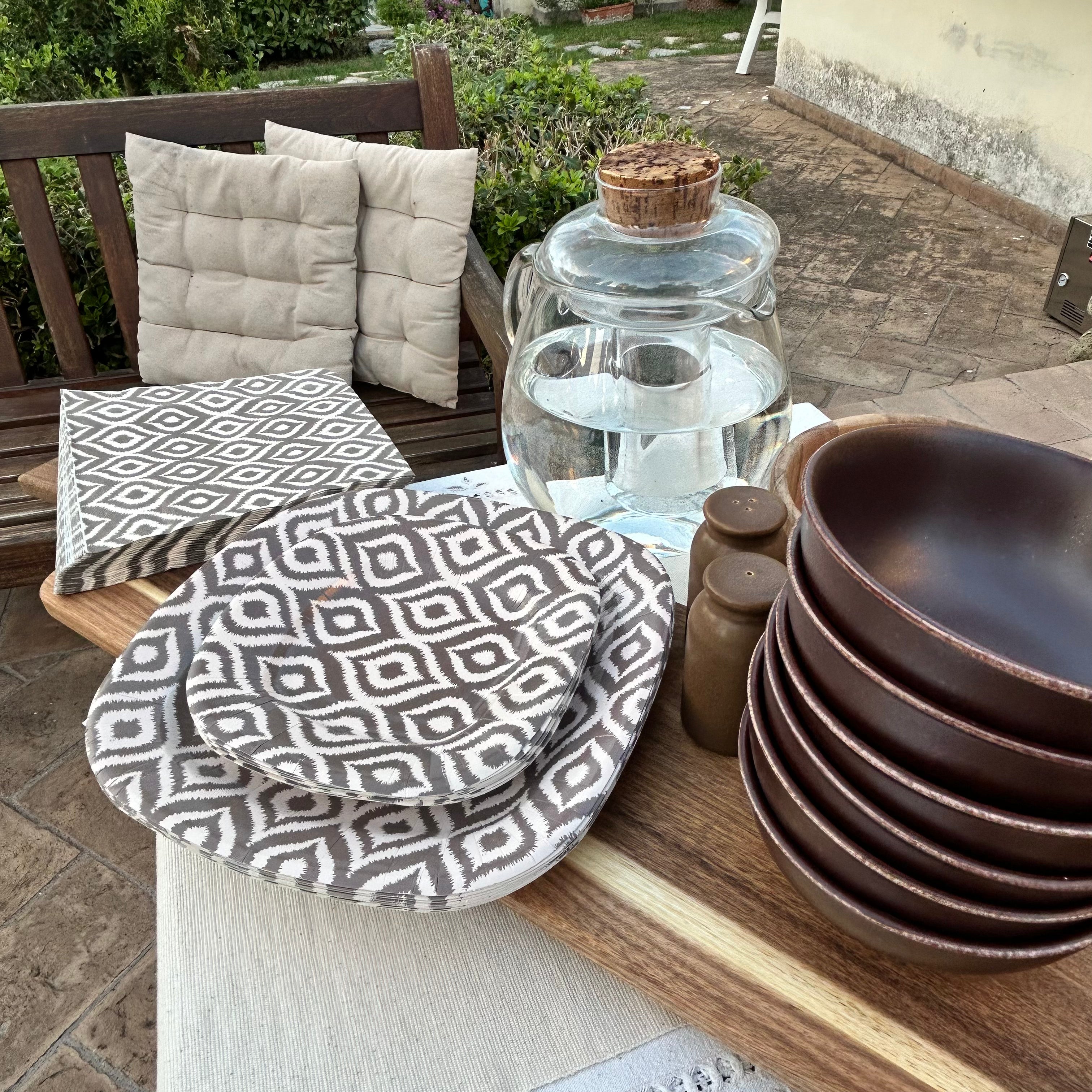 PartyBIO Tribal Chic, Set di Stoviglie Monouso biodegradabili per Feste con Piatti Carta, Bicchieri Carta, Tovaglioli.