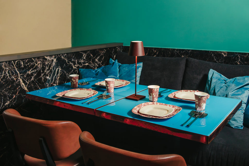 PartyBIO Set Fiori Bianchi, Set di Stoviglie Monouso biodegradabili per Feste con Piatti Carta, Bicchieri Carta, Tovaglioli.
